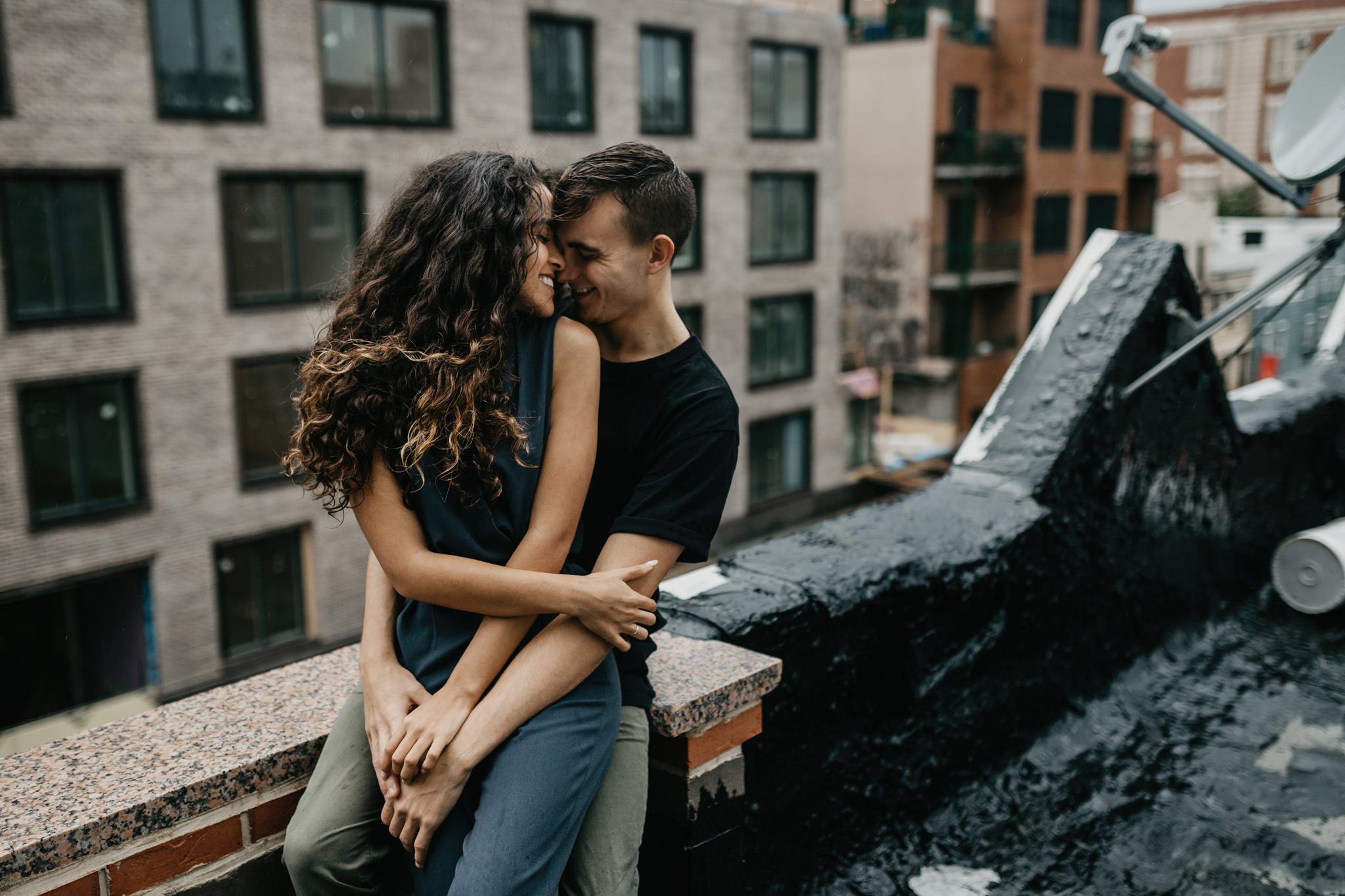 brooklyn rooftop engagement photos