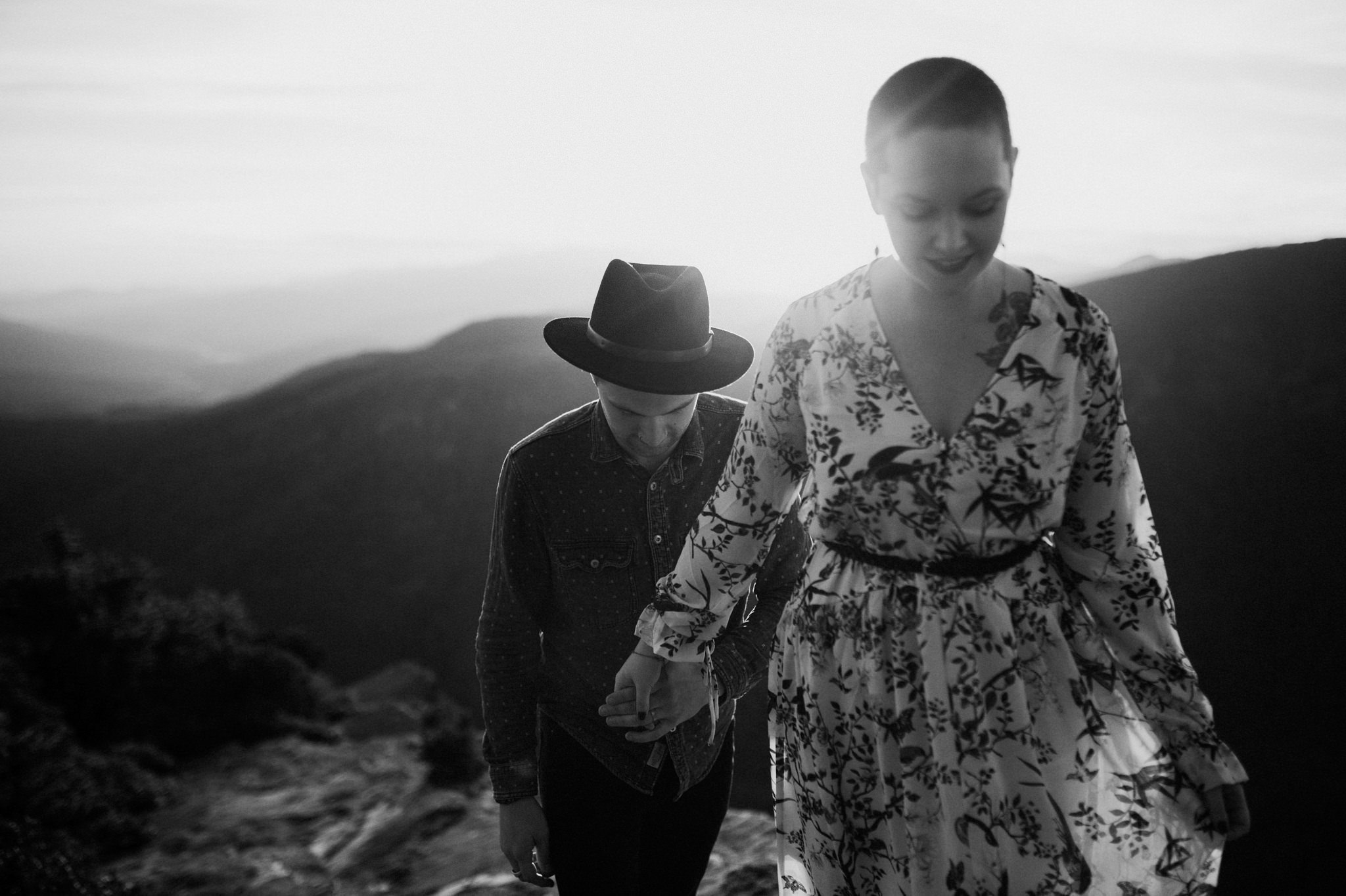 best hikes linville gorge