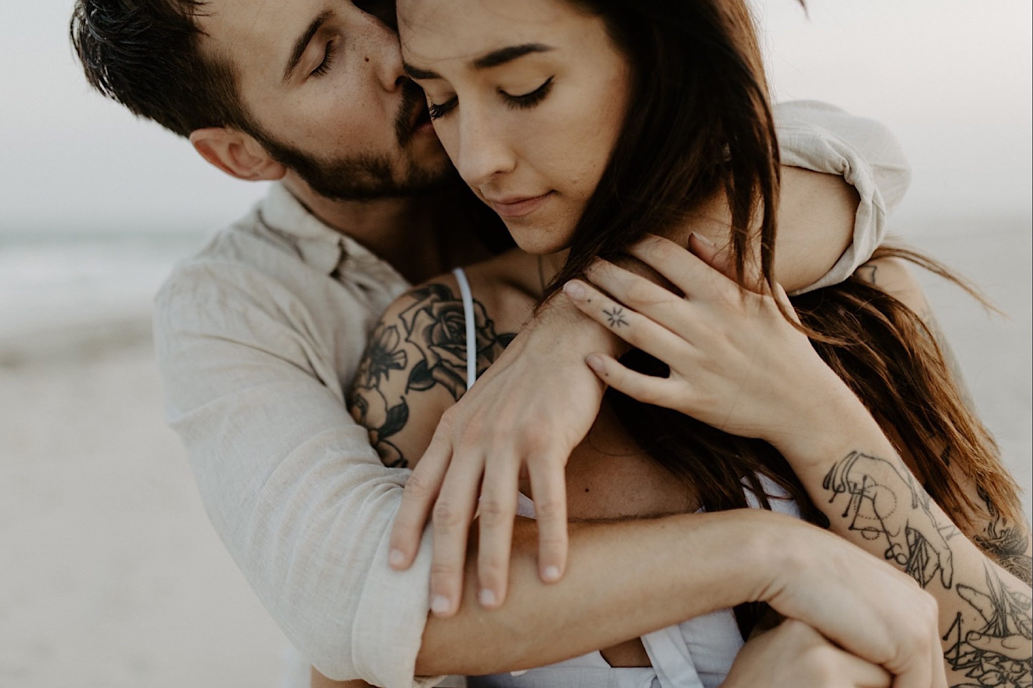 moody charleston engagement photos