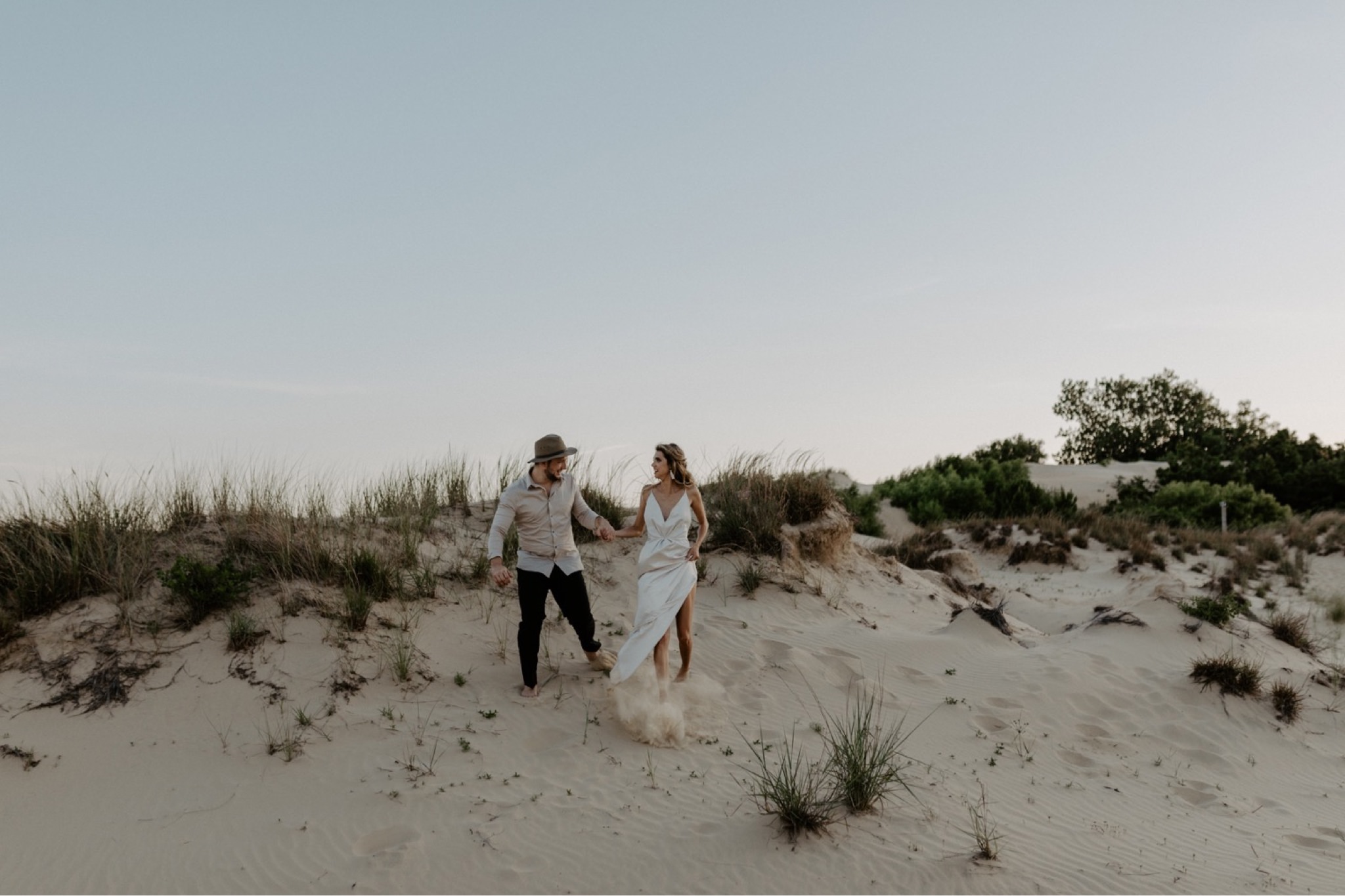 jockeys ridge adventure elopement photographer