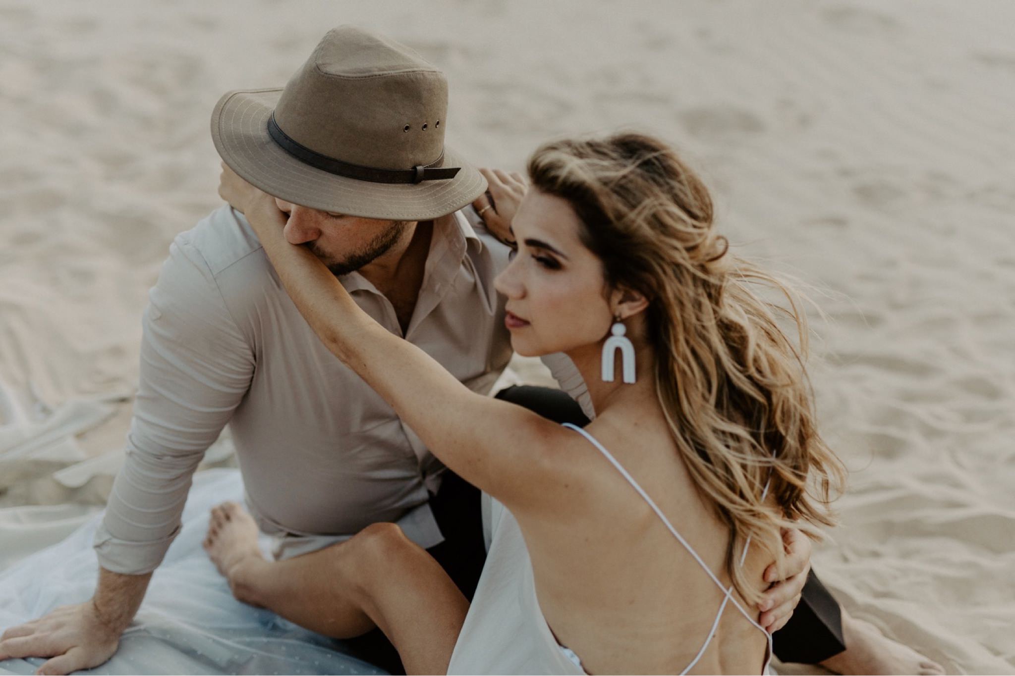 intimate desert elopement ideas