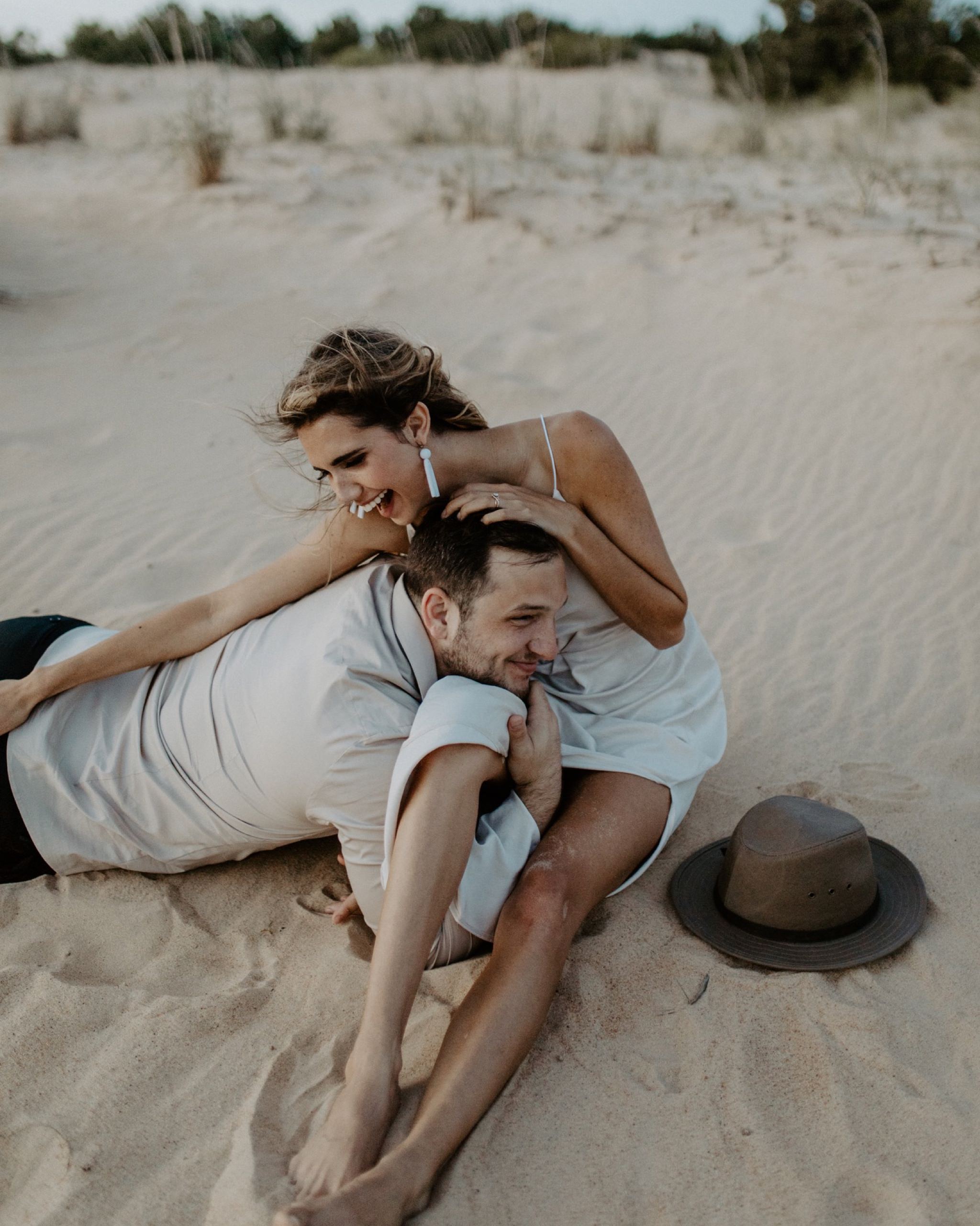 artistic elopement photographer