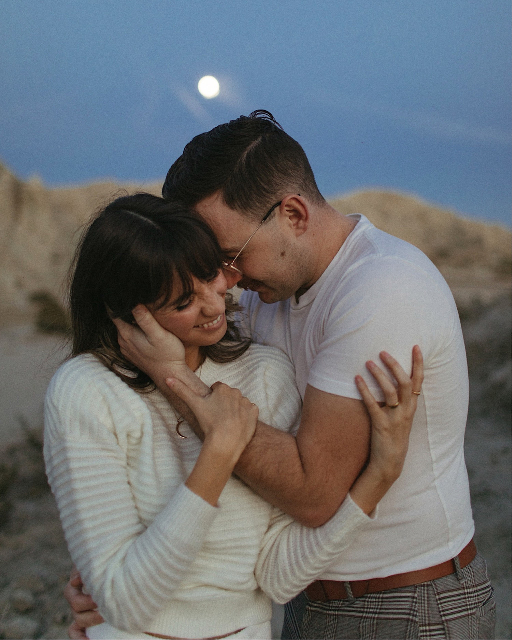 hipster california couple desert photos