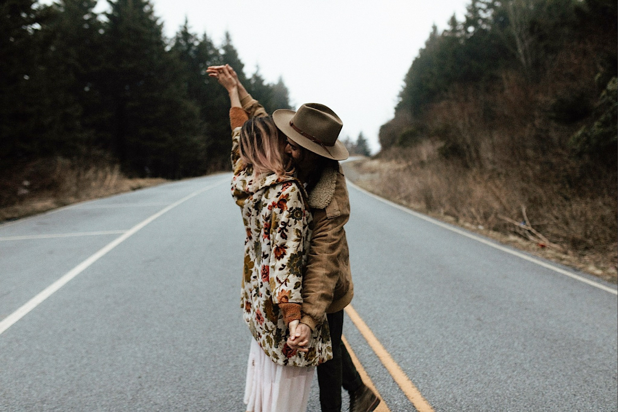 blue ridge parkway engagement session