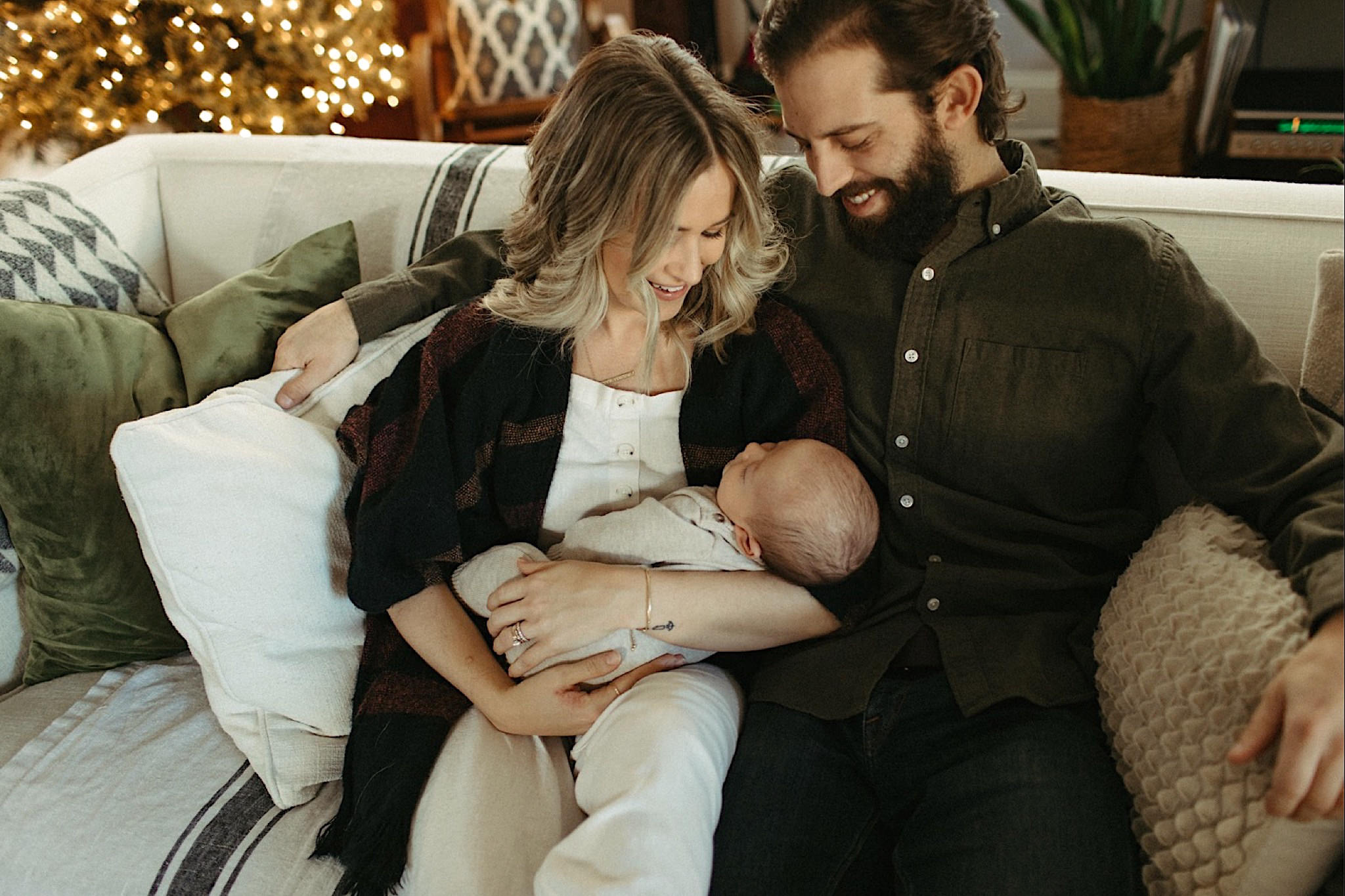 intimate greensboro family session 