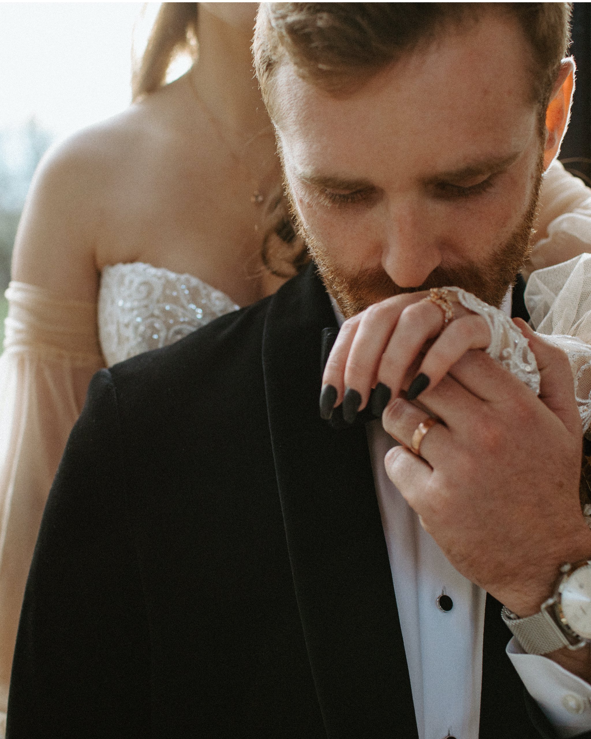 emotional editorial wedding photographer north carolina