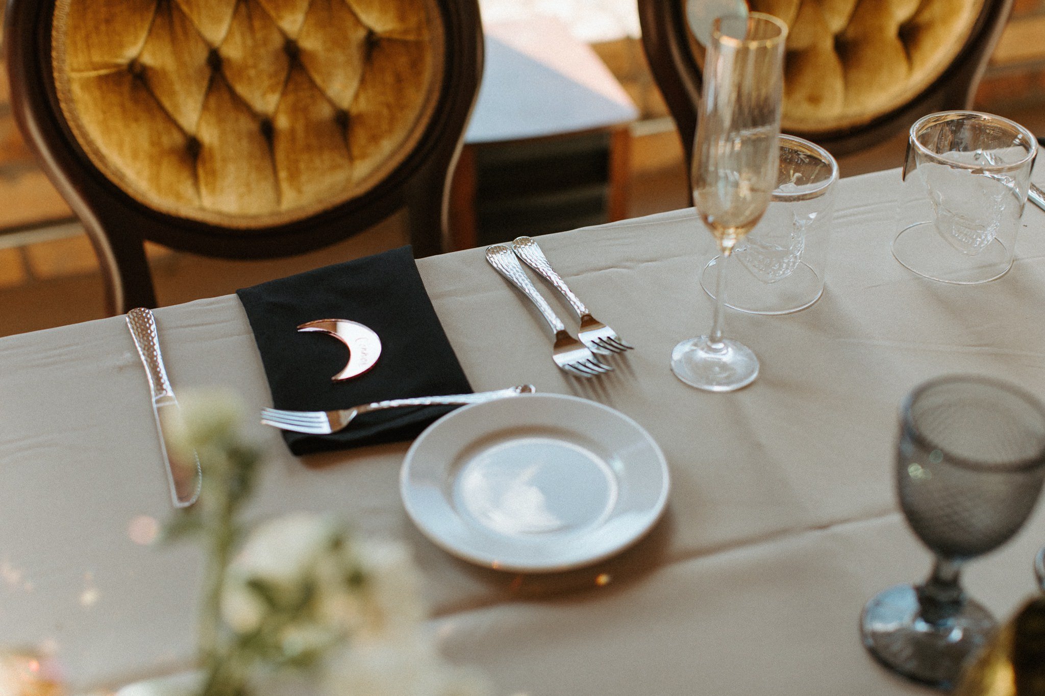 elegant halloween wedding details