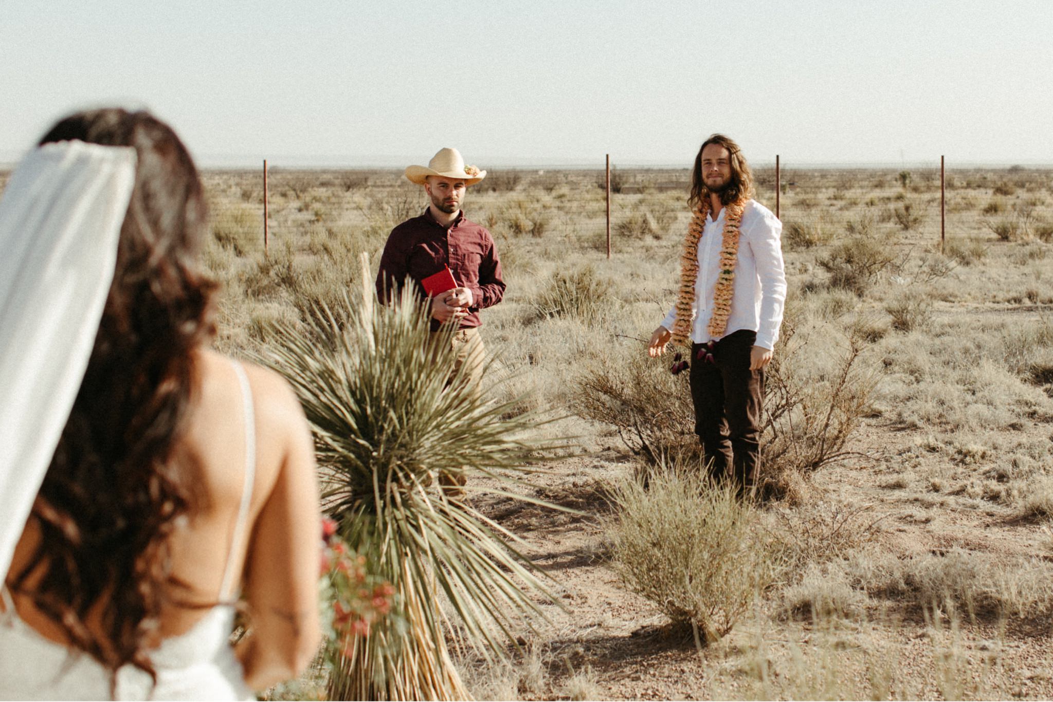 marfa elopement at marfa mystery lights