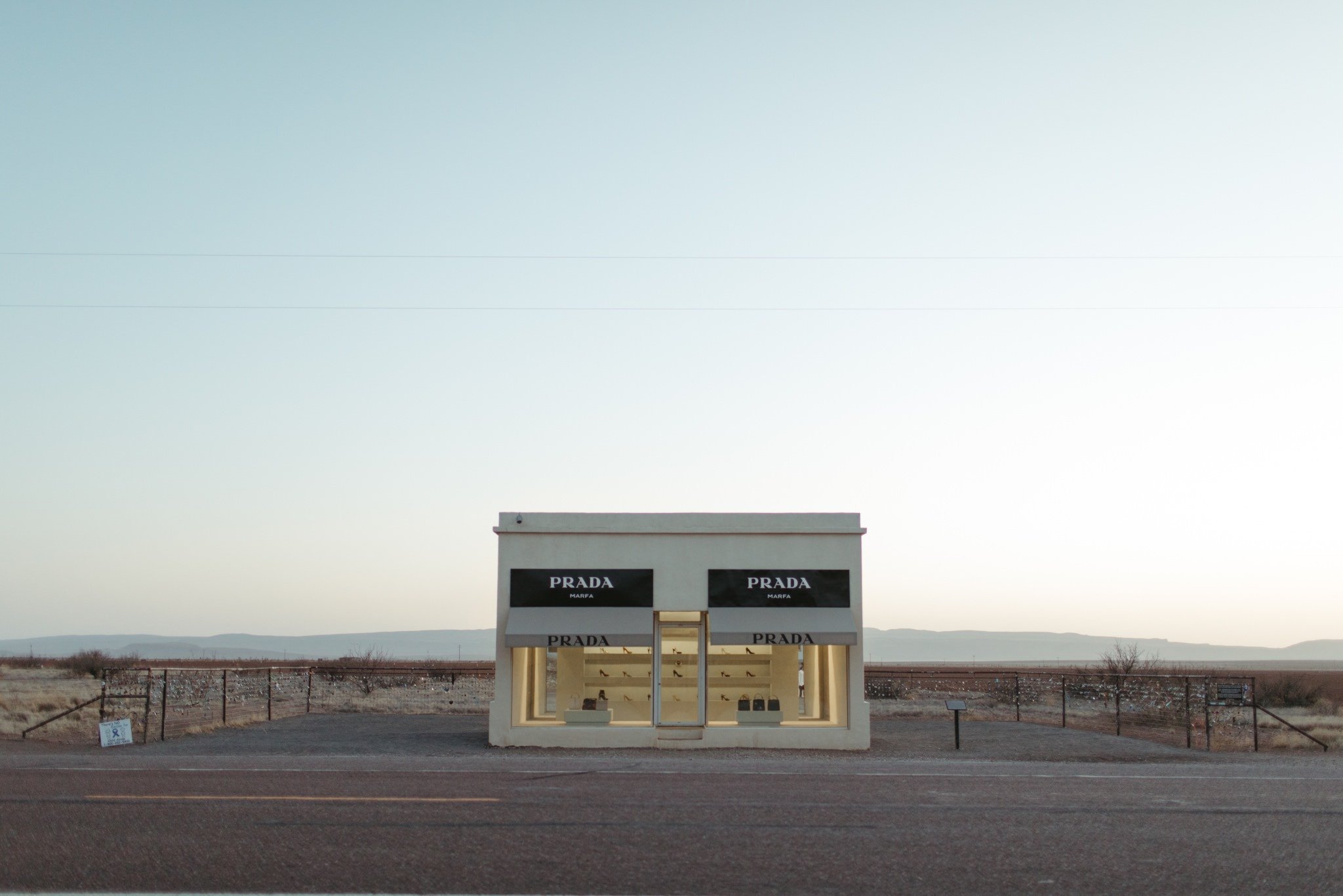 prada marfa
