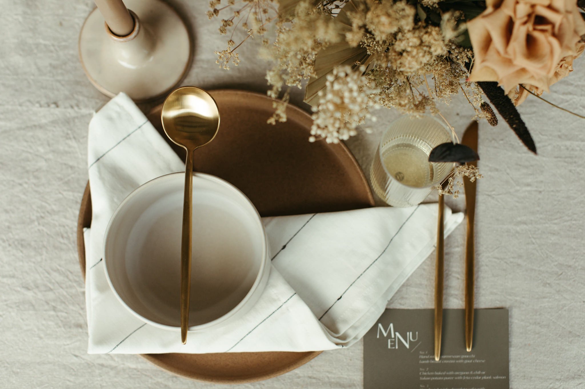 modern wedding details