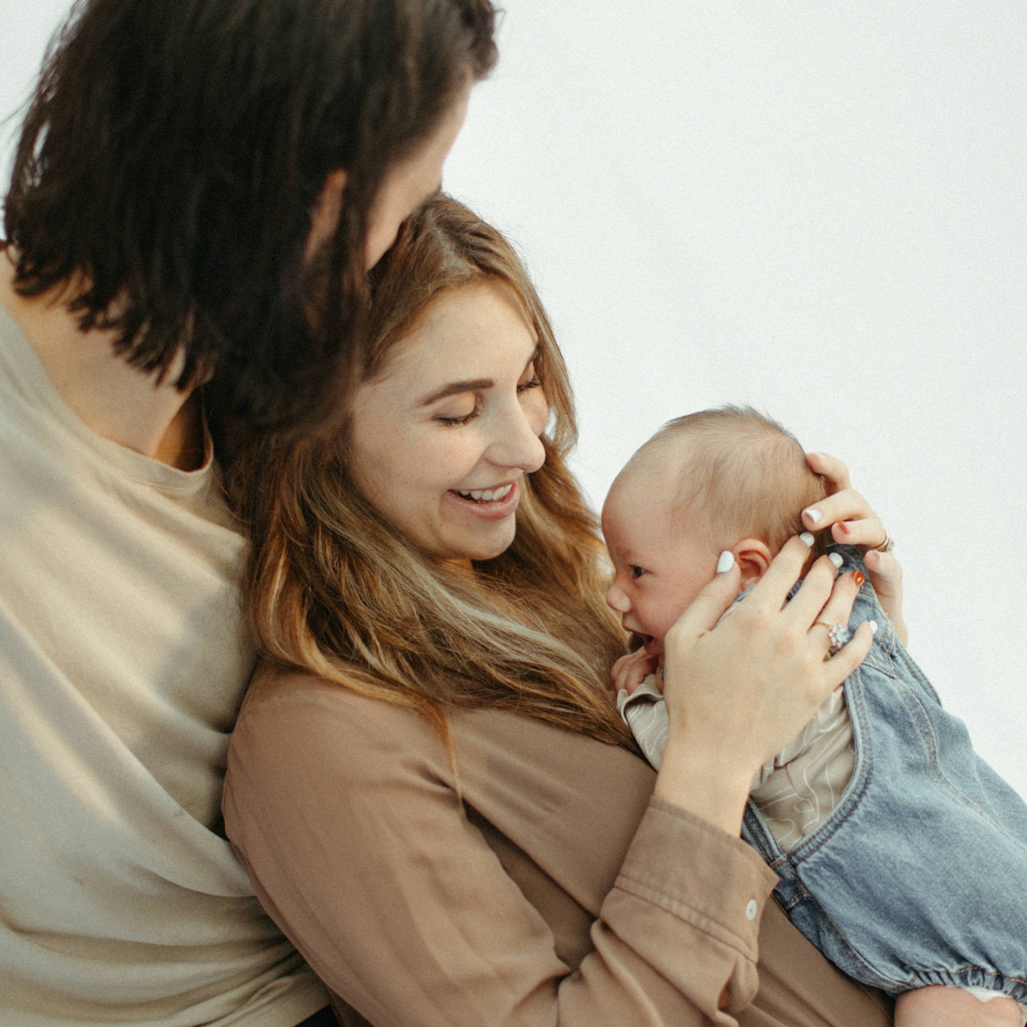minimal boho family photos