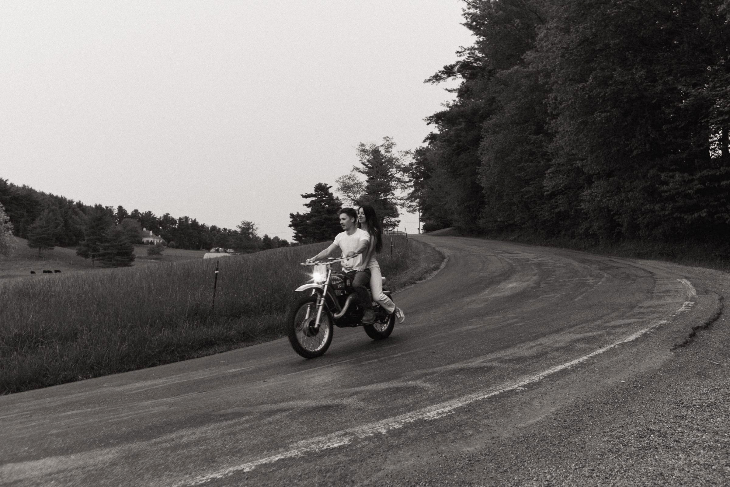 motorcycle engagement photos ideas